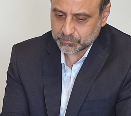 دکتر کلانتری ، رییس انجمن داروسازان ایران